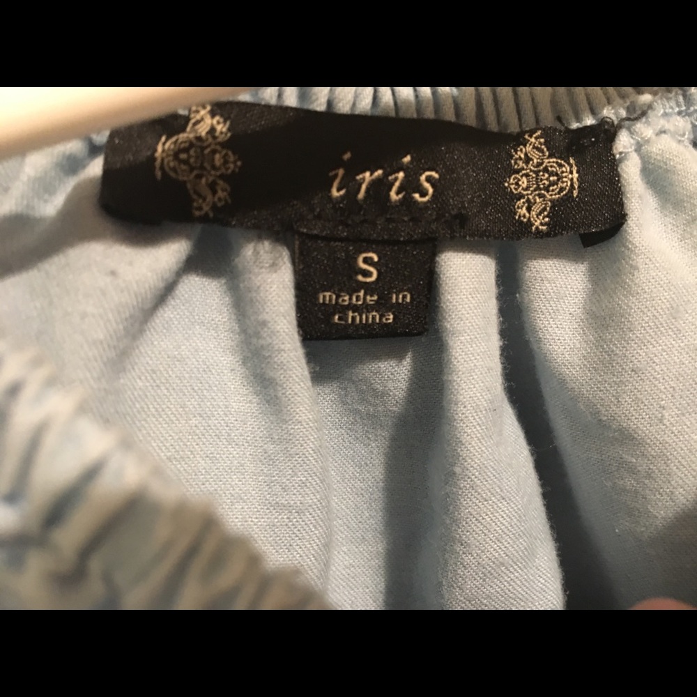 Off shoulder crop top